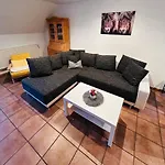 Apartment Auf Reiterhof In *