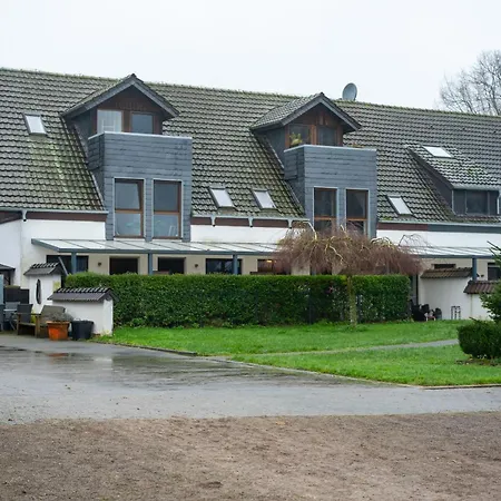 شقة Auf Reiterhof In *