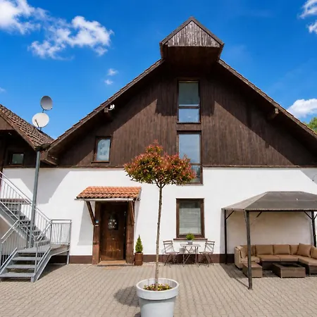 Auf Reiterhof In *